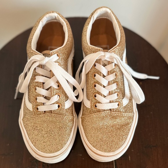 Kids Vans - Picture 5 of 9